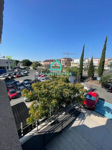 Foto 4f88a16d-43cd-4b7f-b3c5-6ad1c1cd03b0. Location bureau avec chauffage parking dans Yucatán-La Cornisa Rozas de Madrid (Las)