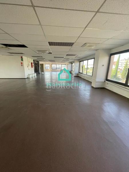 Foto 9035f859-9ea6-49f5-a16f-ed62e0a624c5. Rent office space with heating parking in Yucatán-La Cornisa Rozas de Madrid (Las)