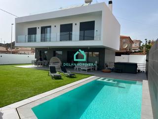 Xalet en Casco Antiguo. Casa o chalet independiente en venta en calabardina-cope