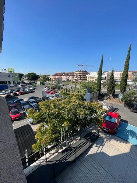 Foto 5f15af2f-8a60-4026-8a20-d08959c5374b. Alquiler local comercial alquiler oficinas en las rozas en Rozas de Madrid (Las)