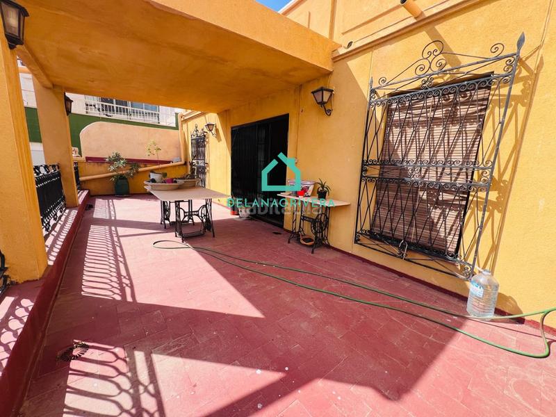 Foto 62cc5462-9c6a-4ce7-91fe-b02c5956179f. Casa a Casco Antiguo Águilas