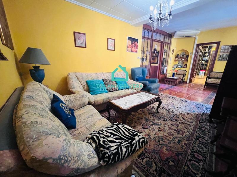 Foto c5127d65-e904-4455-bad4-9150dbfb0507. Casa a Casco Antiguo Águilas