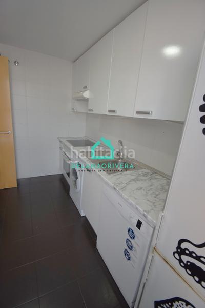 Foto 5aa1371a-cda0-4151-bab8-20c447b41861. Attico con riscaldamento parcheggio piscina in Soto de Henares Torrejón de Ardoz