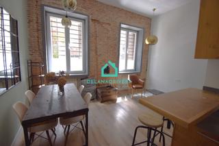 Piso en Calle de la santsima trinidad 22. Venta de piso en chamber