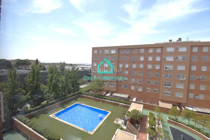Foto bb54f83d-869e-4b08-89ef-dfee201a5428. Pis amb calefacció aparcament piscina a Virgen del Rosario Torrejón de Ardoz