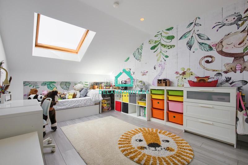 Foto 1fb69791-6bad-4527-9c41-053bf67c1c2e. Maison jumelée avec cheminée chauffage parking piscine dans Meco