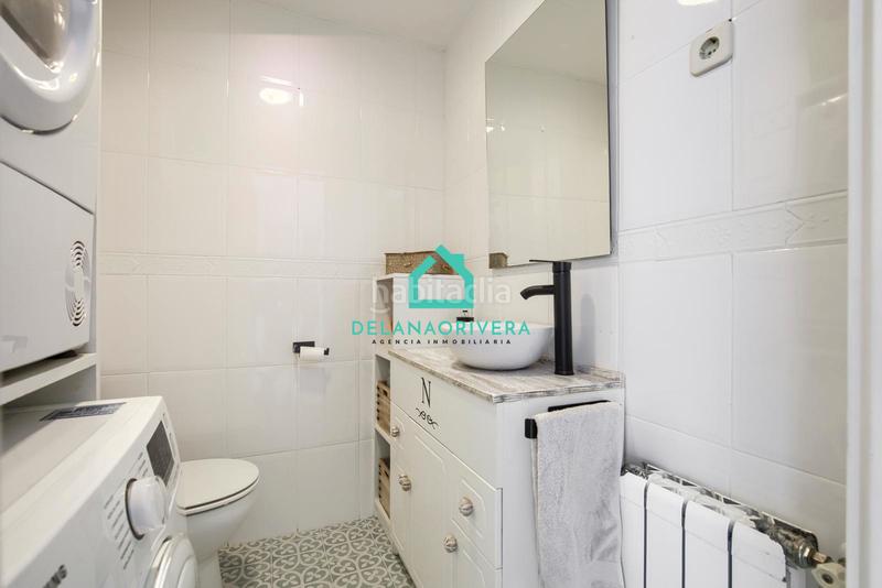 Foto 5f935bbc-900d-4b5c-bfec-d8fea2882985. Maison jumelée avec cheminée chauffage parking piscine dans Meco