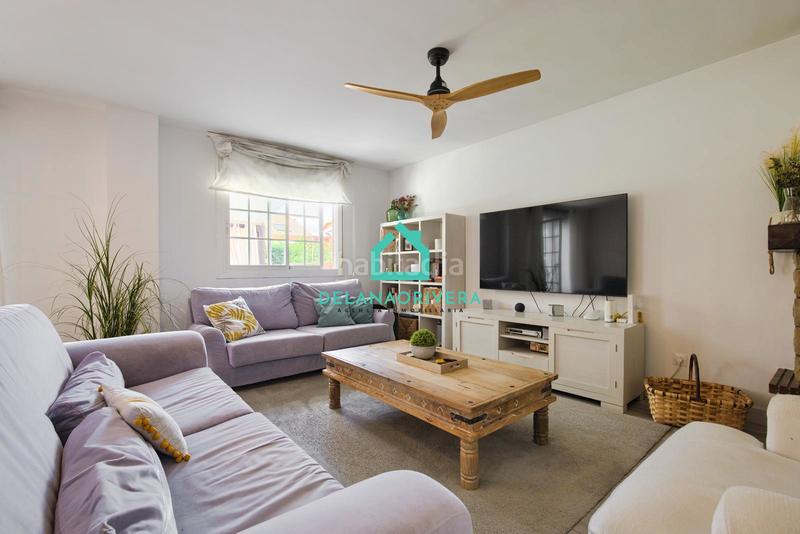 Foto 6dc95ff4-2de6-40ea-9374-2e2572dd1fb8. Maison jumelée avec cheminée chauffage parking piscine dans Meco