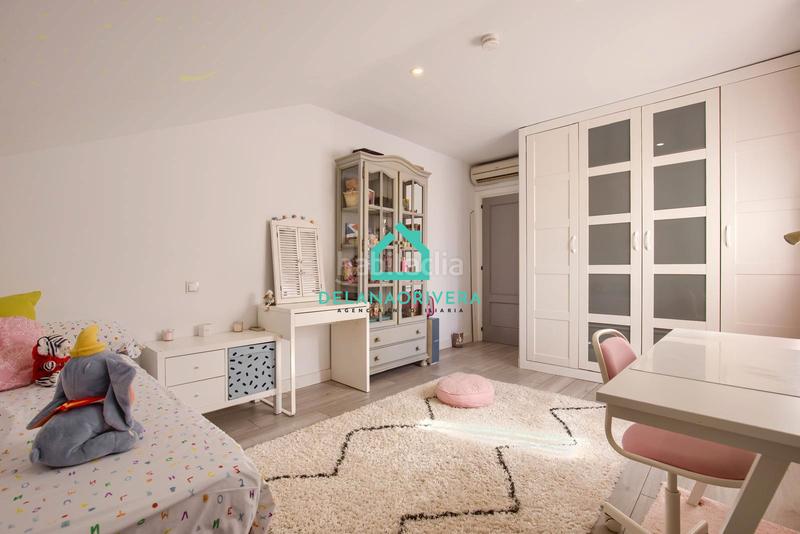 Foto 7356c003-5b9b-493f-95d7-44c1ad7bfee8. Maison jumelée avec cheminée chauffage parking piscine dans Meco