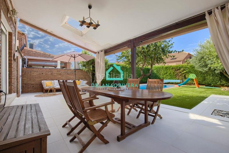 Foto 7bf11d24-974c-4463-aabc-e3d640e1a2dc. Maison jumelée avec cheminée chauffage parking piscine dans Meco