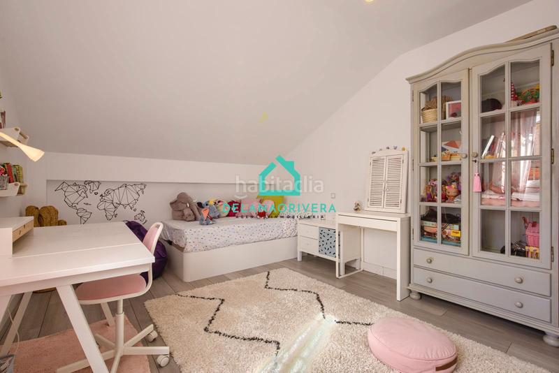 Foto 81975a32-07db-41c2-857b-5c05f8fde222. Maison jumelée avec cheminée chauffage parking piscine dans Meco