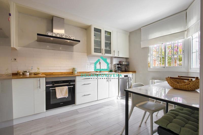 Foto c36c0d55-31d4-4ac7-9188-804ec7394acf. Maison jumelée avec cheminée chauffage parking piscine dans Meco