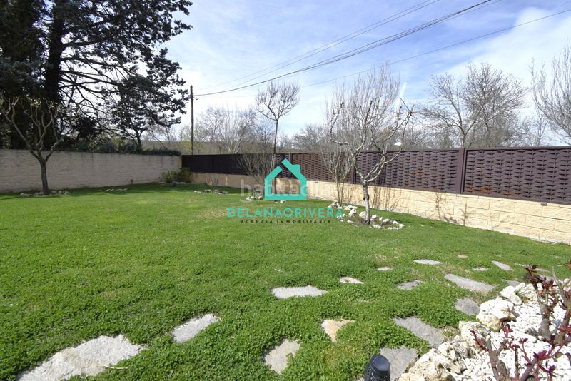 Foto 22bb72b3-9f9b-48b0-876d-ae3385a86117. Xalet amb xemeneia calefacció aparcament piscina a Uceda