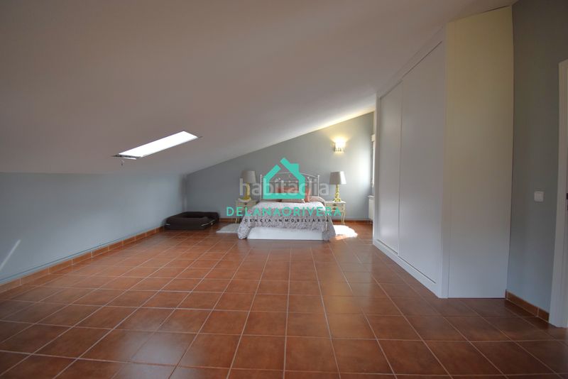 Foto ed60ea35-8d84-4343-81d1-fe40c45ed30c. Xalet amb xemeneia calefacció aparcament piscina a Uceda