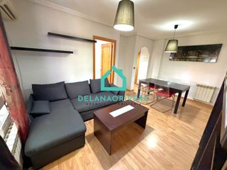 Piso en Centro. Dúplex en venta en avenida torrelaguna s/n, centro, azuqueca de