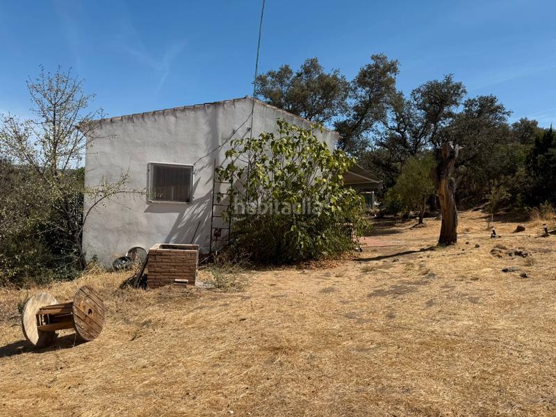 Foto e290fa76-34fd-46c7-a091-a146bf988c6e. House with fireplace pool in Castilblanco de los Arroyos