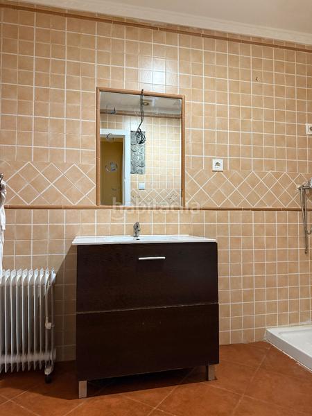 Foto 49b5e276-a60f-452f-ae30-76f2b4fd7dc5. Xalet amb xemeneia aparcament piscina a Carmona