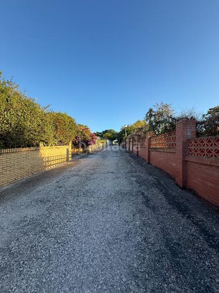 Foto 855379fc-5ed8-48bf-bdad-13a68424d1c9. Xalet amb xemeneia aparcament piscina a Carmona