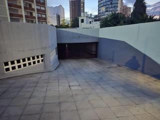 Aparcament cotxe a Invierno 3. Venta de garaje de 11 m en benidorm ubicación estratégica y acce