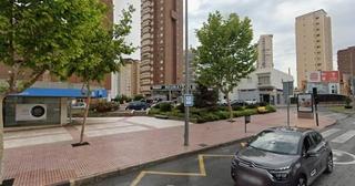 Aparcament cotxe a Invierno 3. Venta de garaje en benidorm ubicación estratégica y acceso cómod