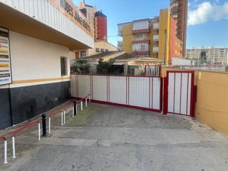 Aparcament cotxe  Avenida avenida de alfonso puchades. Garage cabinado en venta, ventajosa ubicacion