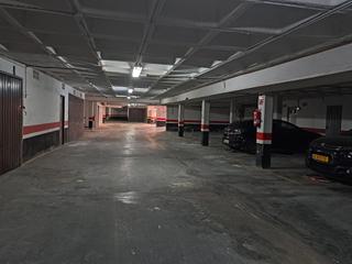 Car parking in Playa Levante