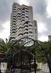 Lloguer Local Comercial a Levante Alto. Local comercial benidorm
