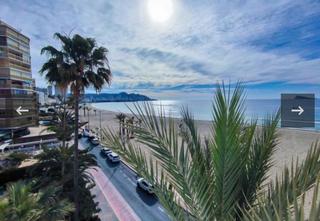 Apartamento en Playa Poniente. Piso 1 línea de playa
