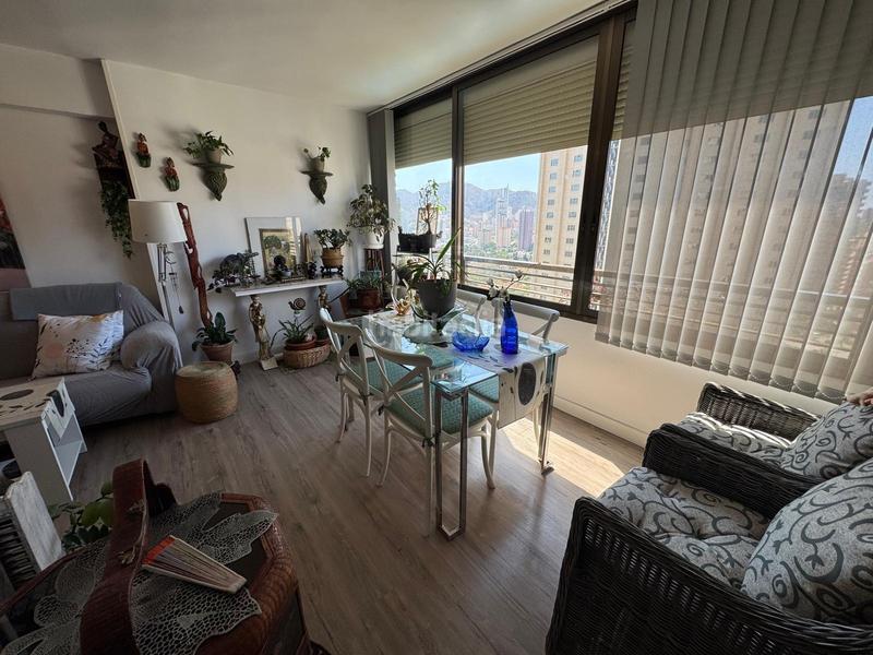 Foto 46bac7fe-5cd7-4b59-872b-98b10fe2a822. Pis amb aparcament piscina a Levante Alto Benidorm