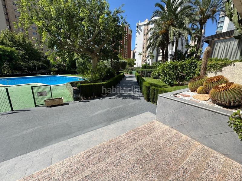 Foto bce7c88f-318b-4fd1-9919-aae36bc3237d. Pis amb aparcament piscina a Levante Alto Benidorm
