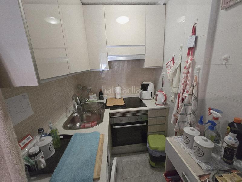 Foto b6f9fc09-2493-498e-9f3b-9db086ba5431. Alquiler apartamento  en alquiler con terraza y piscina en Benidorm