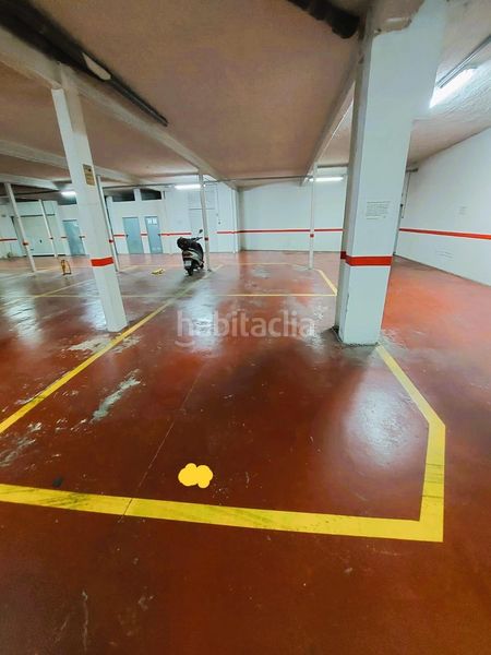 Foto 429bf514-8f89-4242-81aa-be4e6d60657c. Aparcament cotxe a Playa Levante Benidorm