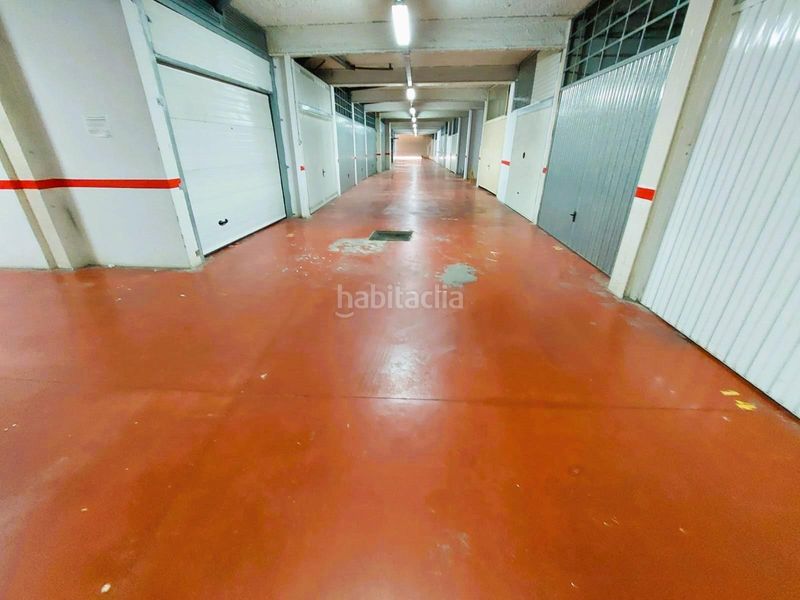 Foto fa2a2bb8-f75d-430b-ba81-5ccc51bbc844. Aparcament cotxe a Playa Levante Benidorm