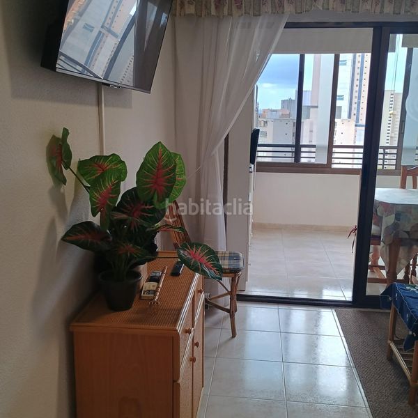 Foto 025f1164-696e-4409-bfbe-adb105056389. Pis amb aparcament piscina a Levante Alto Benidorm