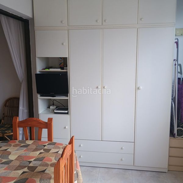 Foto 515494ba-66eb-475b-85a2-8ece7b6c36a1. Pis amb aparcament piscina a Levante Alto Benidorm