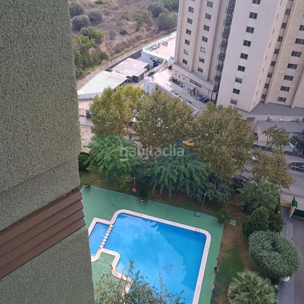 Foto e97edd7c-d88c-4a41-b162-c1a888162caf. Pis amb aparcament piscina a Levante Alto Benidorm