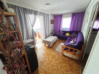 Etagenwohnung  Calle mirador. Apartamento con gran potencial de reforma en el corazón de benid