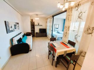 Piccolo appartamento  Calle derramador 10. Apartamento reformado con vistas al mar en rincón de loix, a 3 m