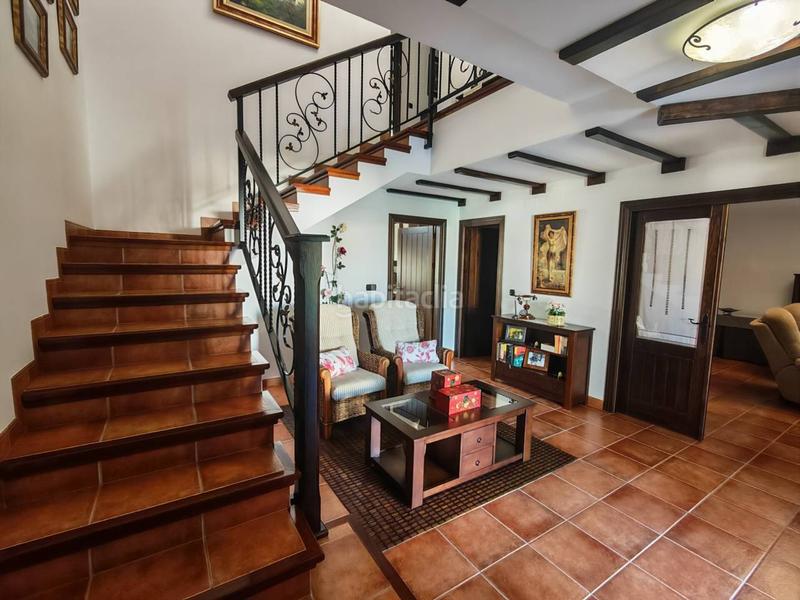 Foto 5713f507-3e91-4977-b8de-5423d371c470. Chalet  en venta nueva en Huétor Tájar