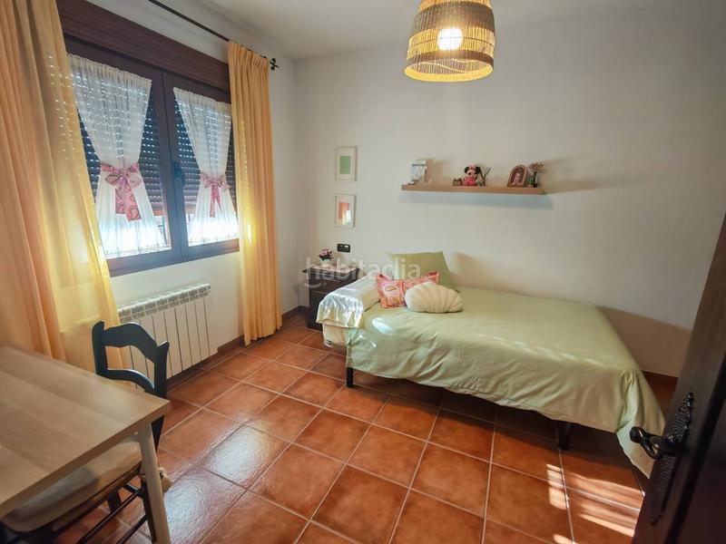 Foto e12a8a55-7958-4331-b159-59fb771e948d. Chalet  en venta nueva en Huétor Tájar