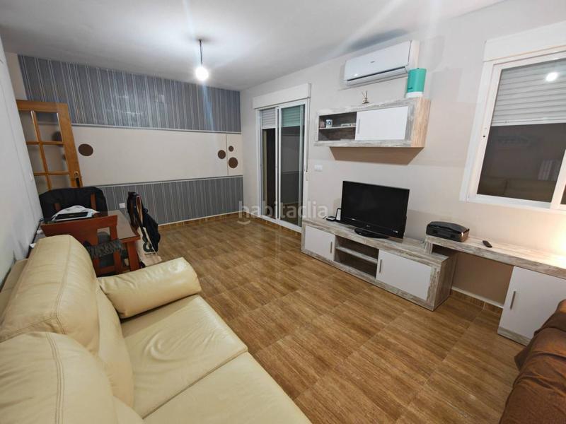 Foto a0a1a59e-e393-4cb8-89d9-864873ada451. Pis amb calefacció aparcament a Láchar