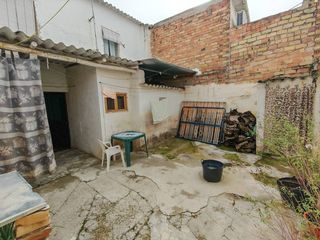 House in Huétor Tájar. Casa con patio