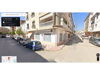 Locale commerciale in Calle REYES CATOLICOS