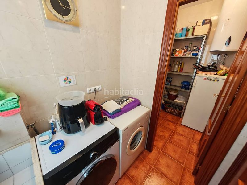 Foto 0d7c0c20-02f9-4908-bb0b-e53ba5aee9f1. Casa amb calefacció aparcament a Loja