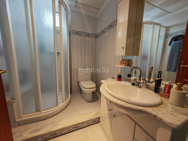 Foto 19353ef0-ce76-4e27-aa4f-c07bbfbb4b63. Casa amb calefacció aparcament a Loja