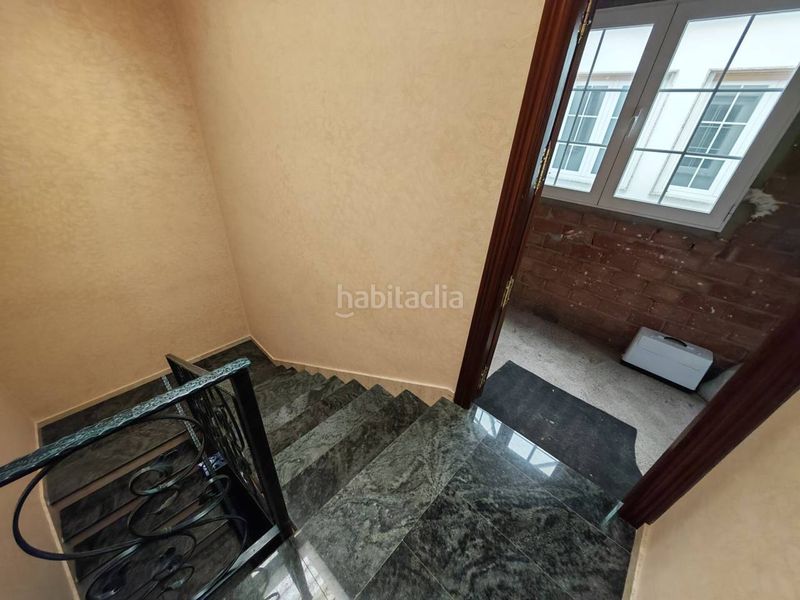 Foto 1975177b-ace0-43f4-be75-a594961f65d1. Casa amb calefacció aparcament a Loja