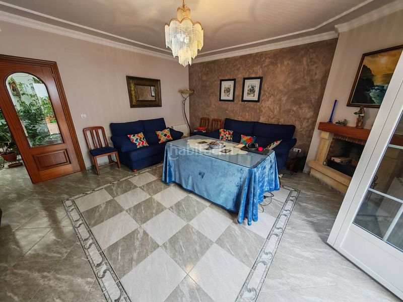 Foto 48ec9b45-c6e0-4703-b514-654ef76946cd. Casa amb calefacció aparcament a Loja