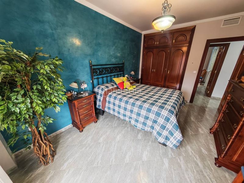 Foto 5082a461-ea8d-45d8-bc6c-b31a7e501e78. Casa amb calefacció aparcament a Loja