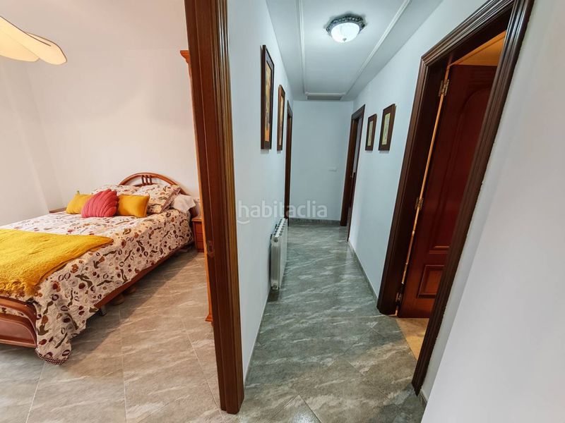 Foto 8d3f6062-693d-4bd3-af6a-20b2aab41e95. Casa amb calefacció aparcament a Loja