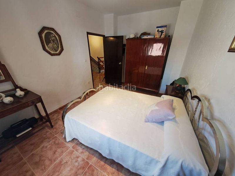 Foto ce624ab0-4f23-4e23-a3de-14b23d486bf6. Casa amb aparcament a Huétor Tájar